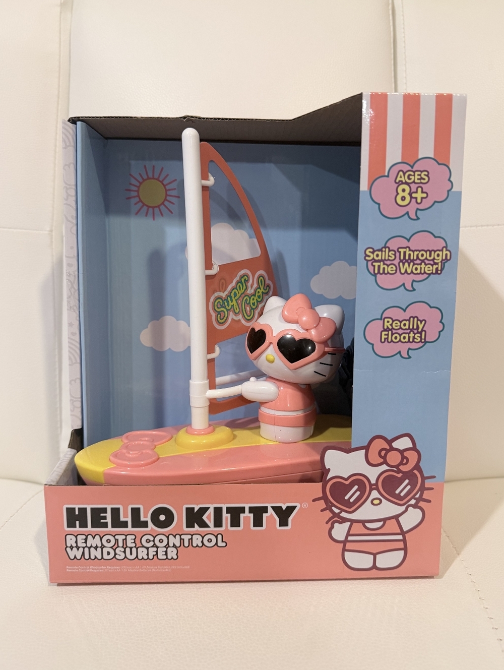 Hello KittyĀ® Remote Control Windsurfer